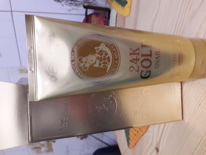 Фотография покупателя товара Пенка для умывания с колоидным золотом и муцином улитки Elizavecca 24K Gold Snail Cleansing, 180 мл - Фото 1
