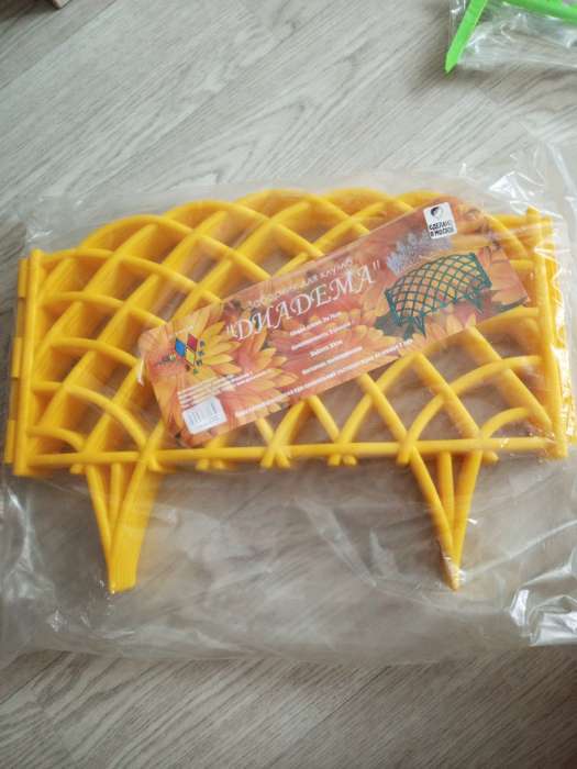 Фотография покупателя товара Ограждение декоративное, 34×270 см, 6 секций, пластик, жёлтое, «Диадема» - Фото 1