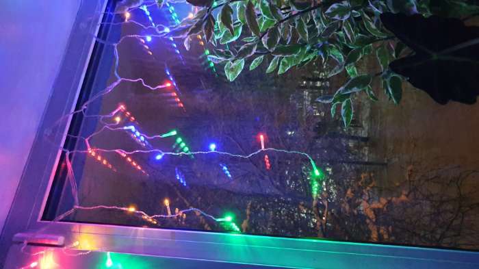 Фотография покупателя товара Гирлянда «Бахрома» 1.8 × 0.5 м, IP20, прозрачная нить, 48 LED, свечение синее, 8 режимов, 220 В - Фото 19