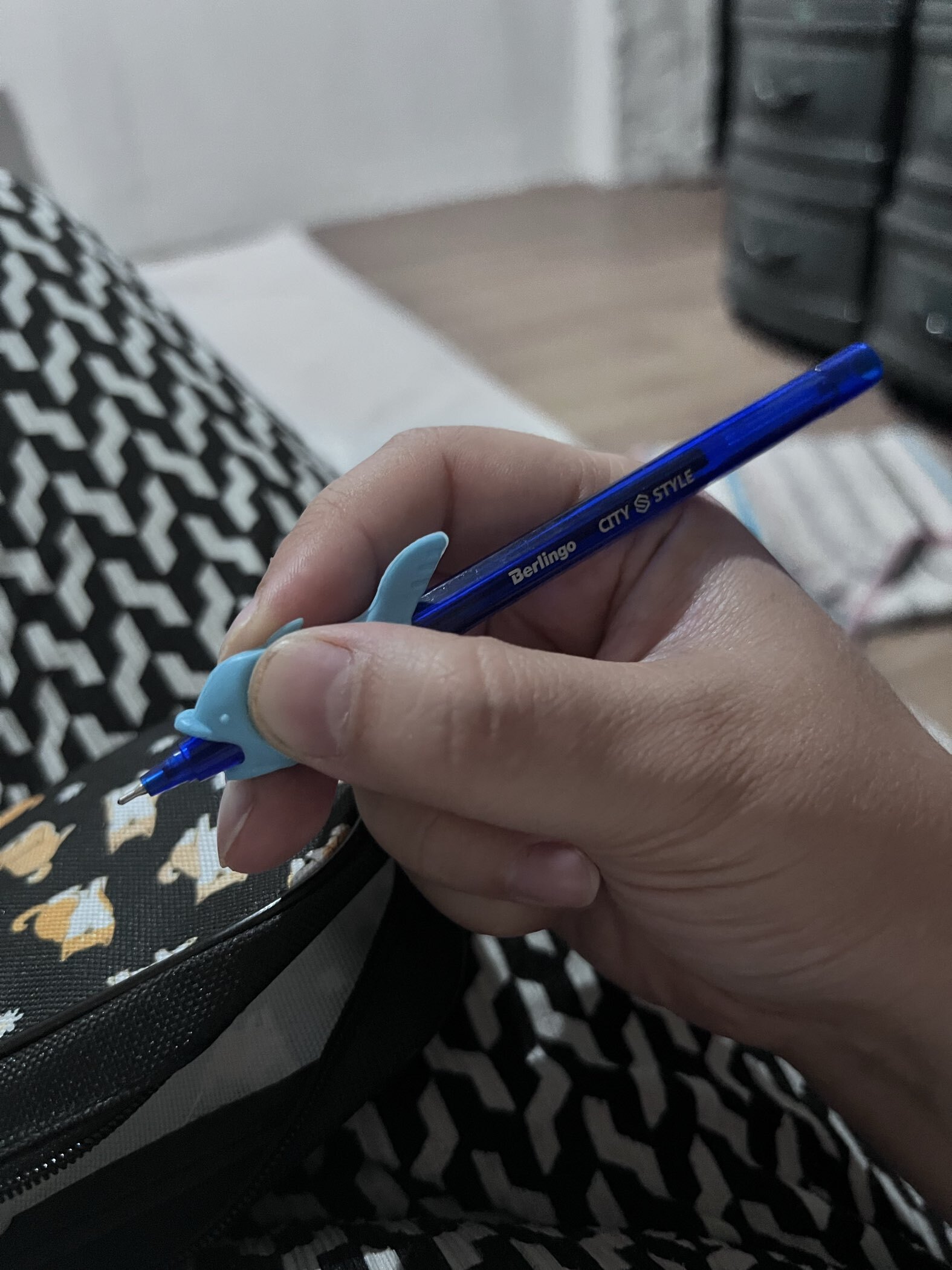 Фотография покупателя товара Набор тренажеров для исправления техники письма 3 штуки «Дельфины» МИКС - Фото 1