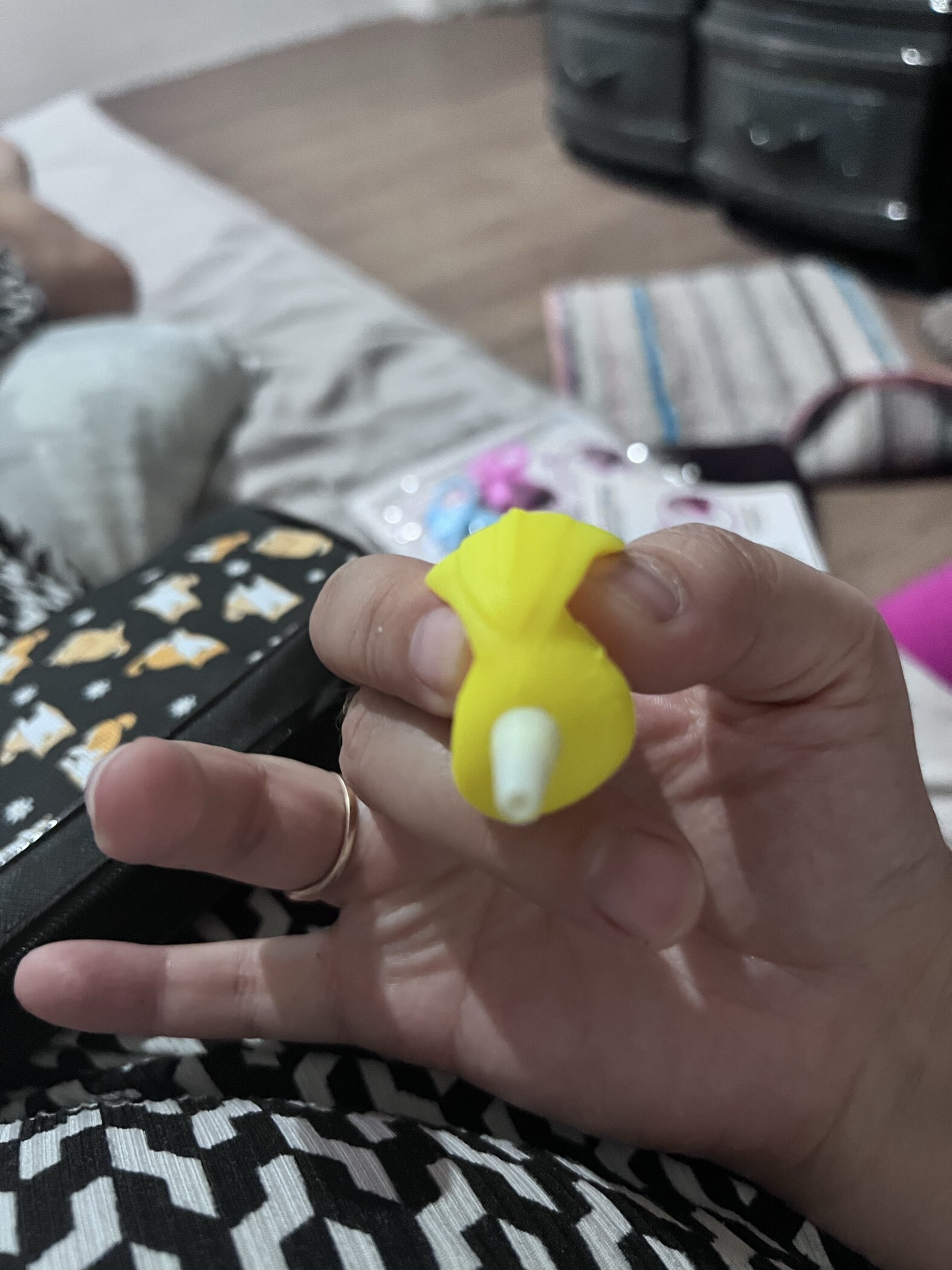 Фотография покупателя товара Ручка обучающая, тренажёр для исправления техники письма «Макси» МИКС - Фото 3