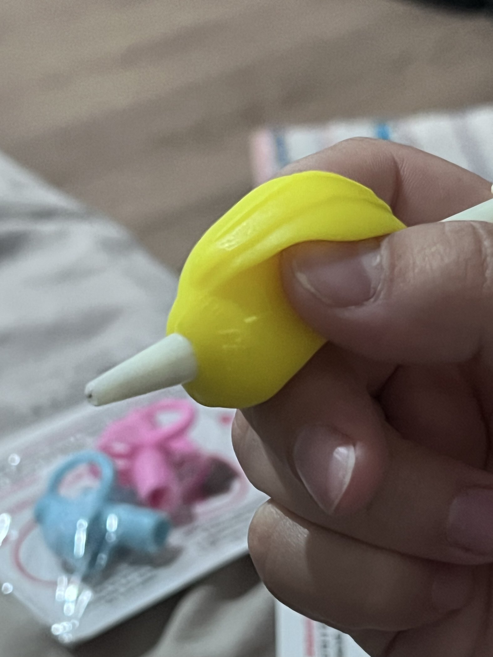 Фотография покупателя товара Ручка обучающая, тренажёр для исправления техники письма «Макси» МИКС - Фото 1