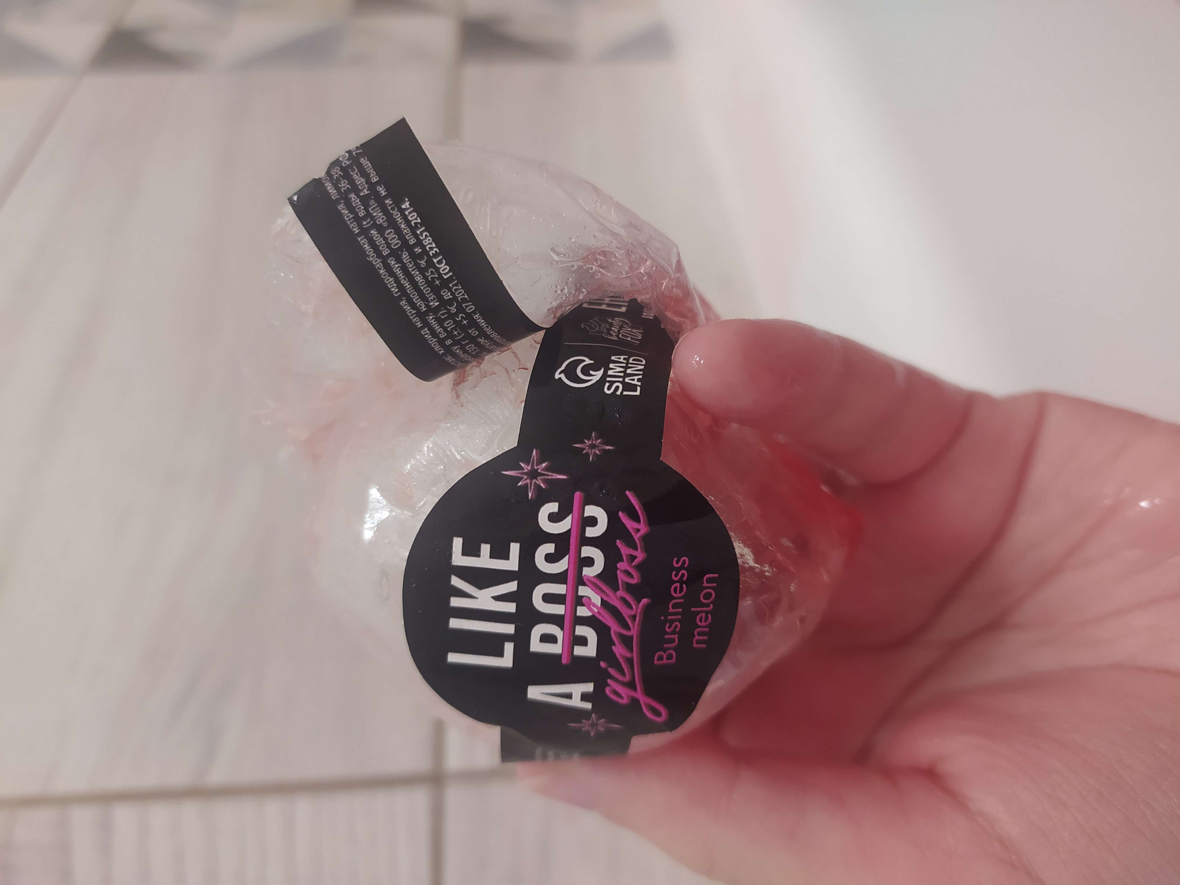 Фотография покупателя товара Бомбочки для ванны с наклейкой "Like a girlBOSS ", 130 г, аромат дыня - Фото 1