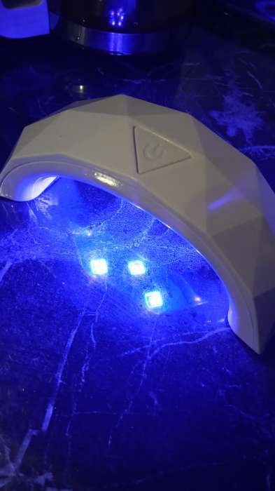 Фотография покупателя товара Лампа для гель-лака Luazon LUF-11, LED, 9 Вт, USB, 3 диода, фиолетовая - Фото 5