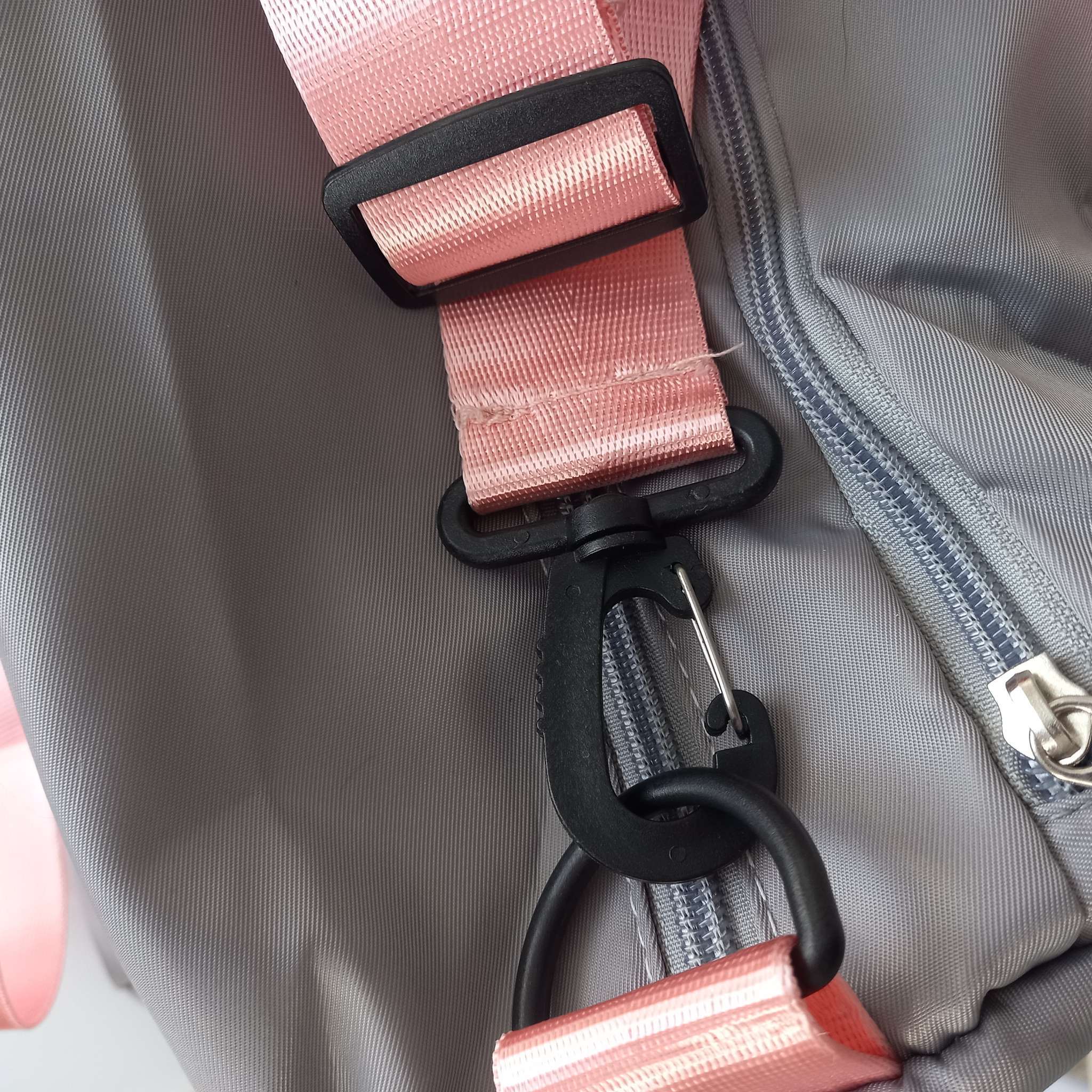 Фотография покупателя товара Сумка спортивная Light grey, 43×24×34 см - Фото 4