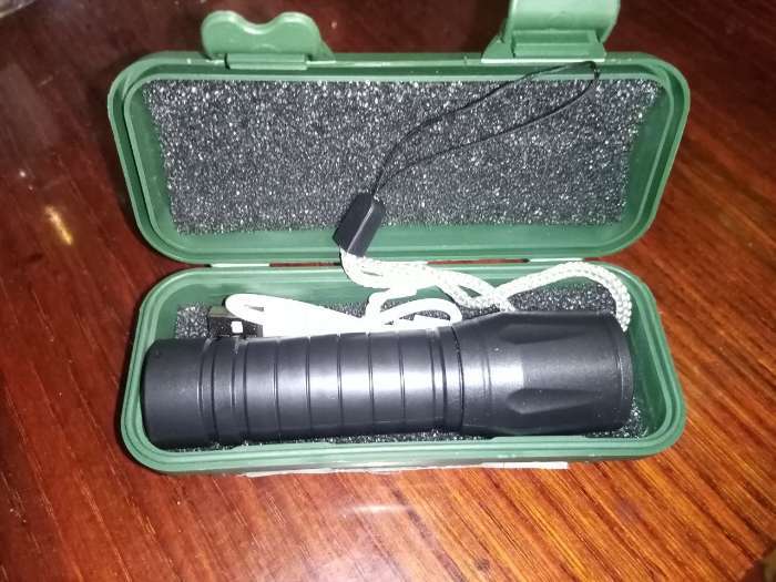 Фотография покупателя товара Фонарь ручной аккумуляторный, 5 Вт, 500 мАч, 200 Лм, 3 режима, 9.5×2.5 см - Фото 2