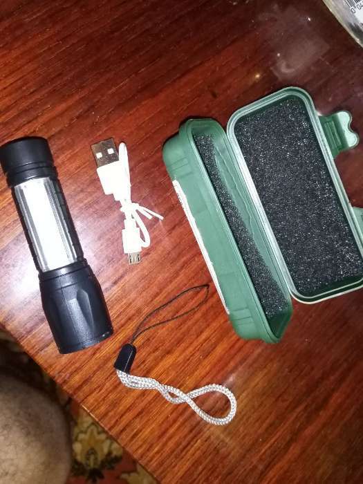 Фотография покупателя товара Фонарь ручной аккумуляторный, 5 Вт, 500 мАч, 200 Лм, 3 режима, 9.5×2.5 см - Фото 3