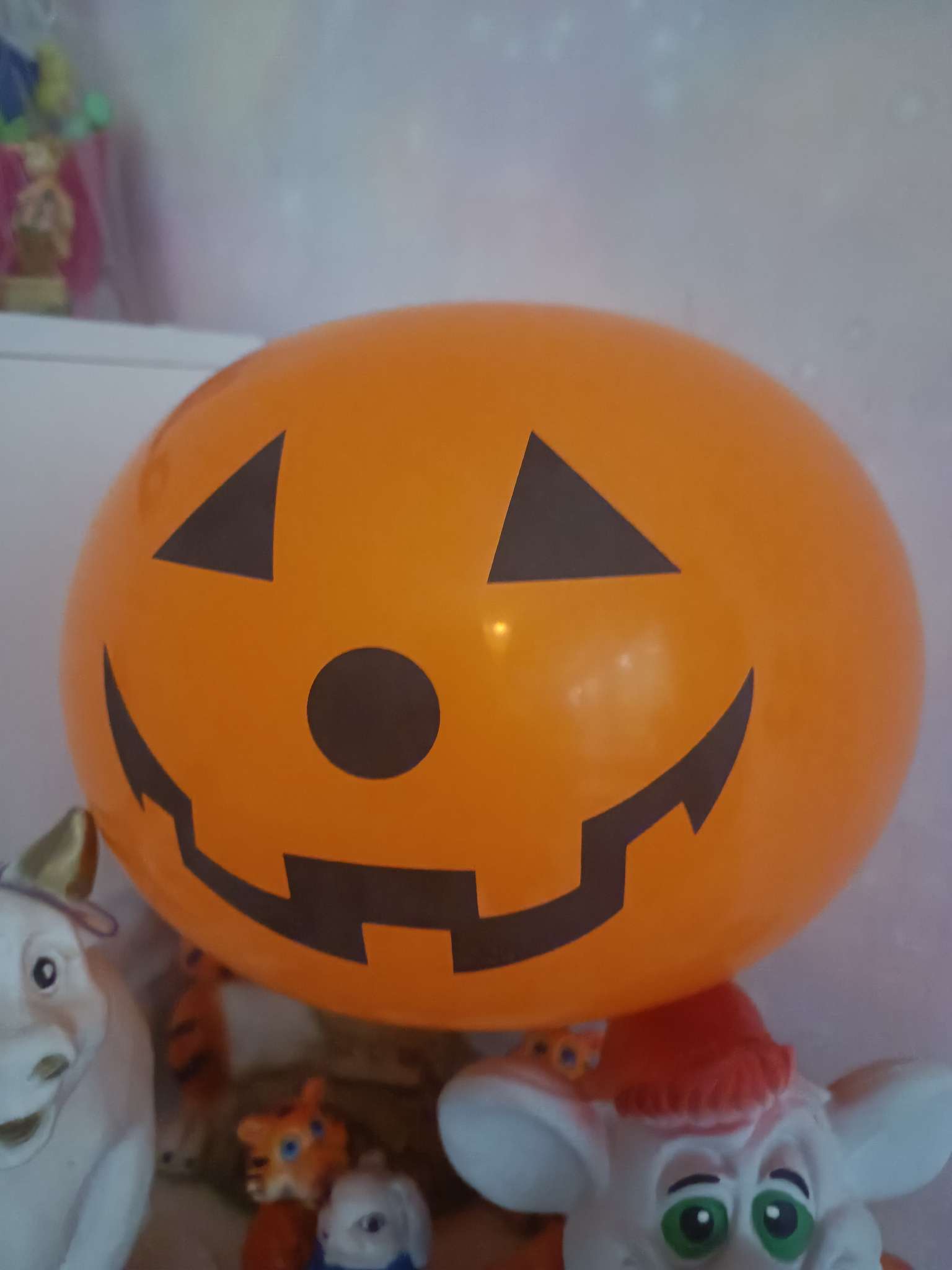 Фотография покупателя товара Воздушный шар латексный на Хэллоуин 12" «Тыква со светом», под воздух - Фото 4