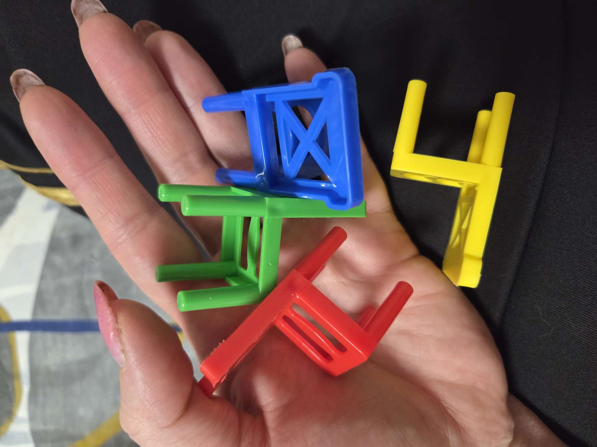 Фотография покупателя товара Настольная игра «Баланс стулья», 36 стульев, 1-8 игроков, 3+ - Фото 7