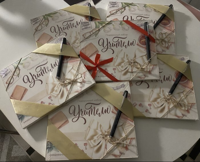 Фотография покупателя товара Подарочный набор, ежедневник А5, 80 л., планер 50 л., «Для лучшего учителя» - Фото 1