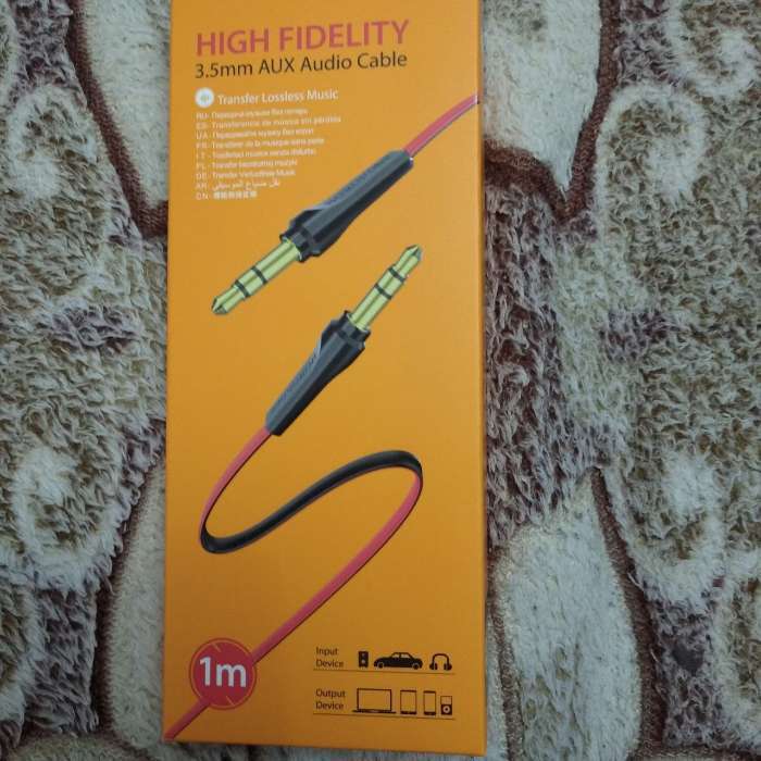 Фотография покупателя товара Кабель аудио AUX Borofone BL6, Jack 3.5 мм(m)-Jack 3.5 мм(m), TPE оплётка, 1 м, белый - Фото 1