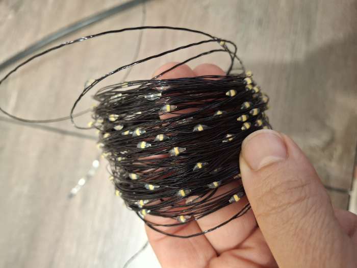 Фотография покупателя товара Гирлянда «Нить» 10 м роса, IP20, серебристая нить, 100 LED, свечение жёлтое, 12 В - Фото 1