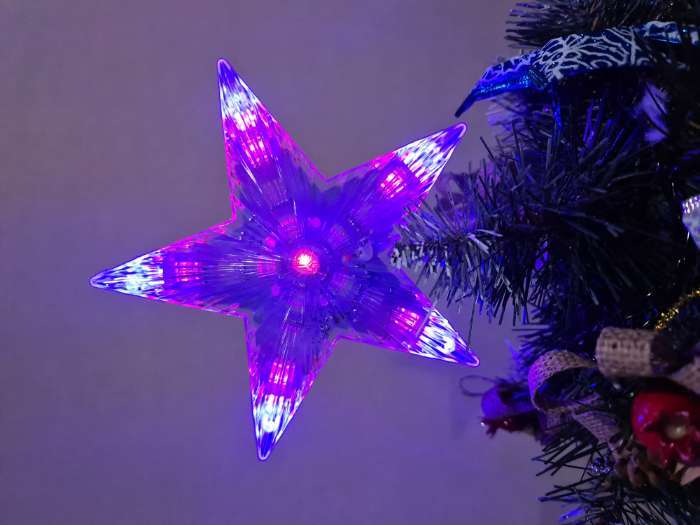 Фотография покупателя товара Светодиодная верхушка на ёлку «Звезда белая» 18 см, 20 LED, провод 2 метра, 220 В, свечение мульти - Фото 12