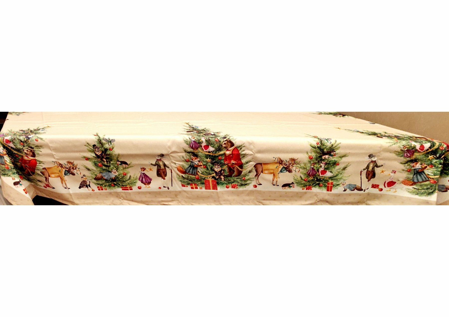 Фотография покупателя товара Набор столовый Этель "Noble Christmas" скатерть 150х220 +/-3см с ГМВО, салфетки 40х40см-12шт - Фото 12