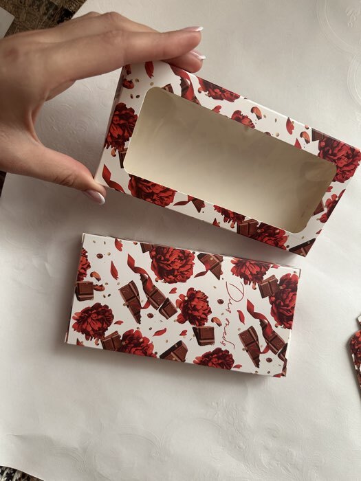 Фотография покупателя товара Коробка для шоколада «С днём рождения!», с окном, 17.3×8.8×1.5 см - Фото 5