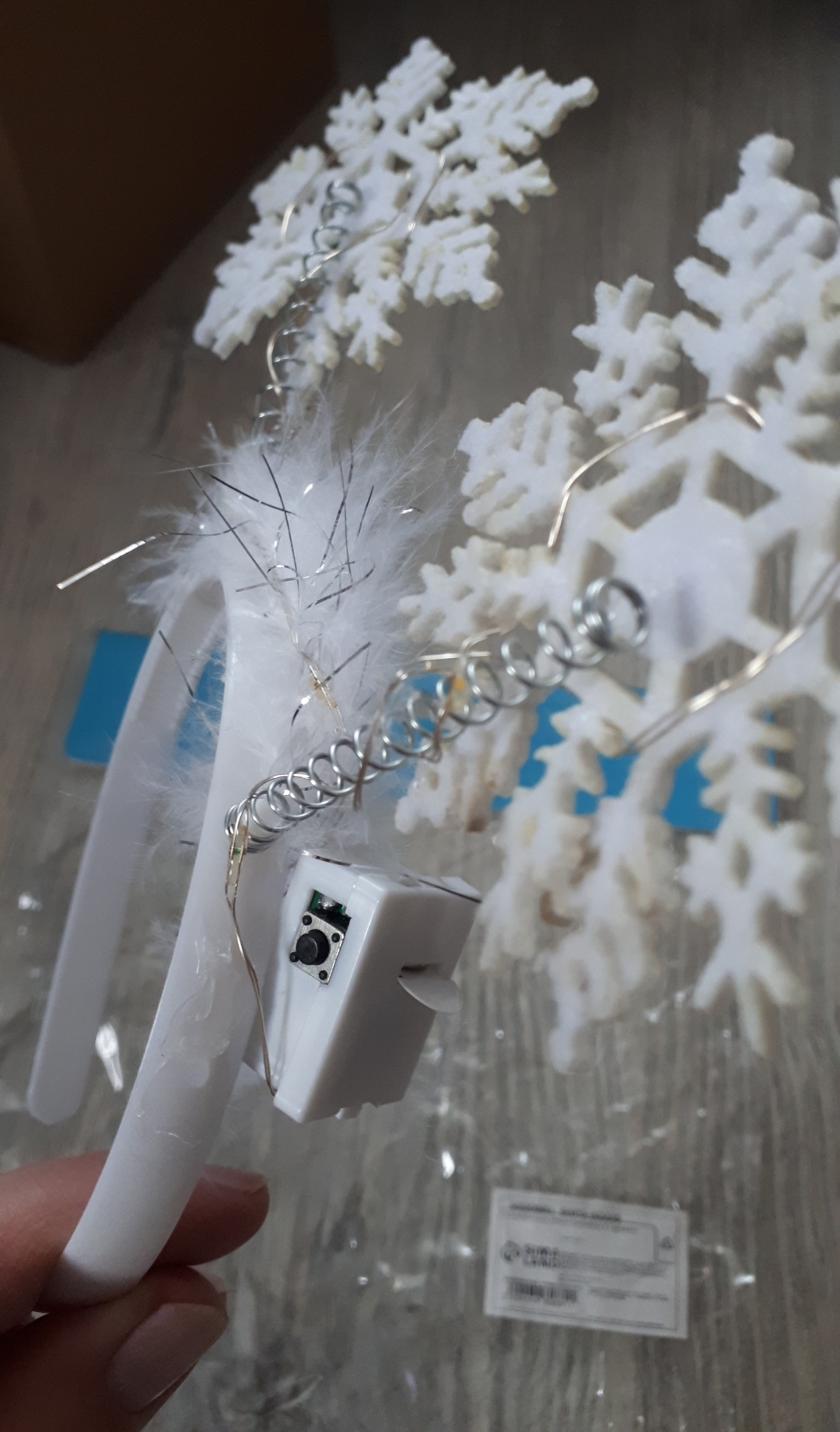 Фотография покупателя товара Новогодний карнавальный ободок «Снежинка 2» с голубыми диодами, на новый год - Фото 2