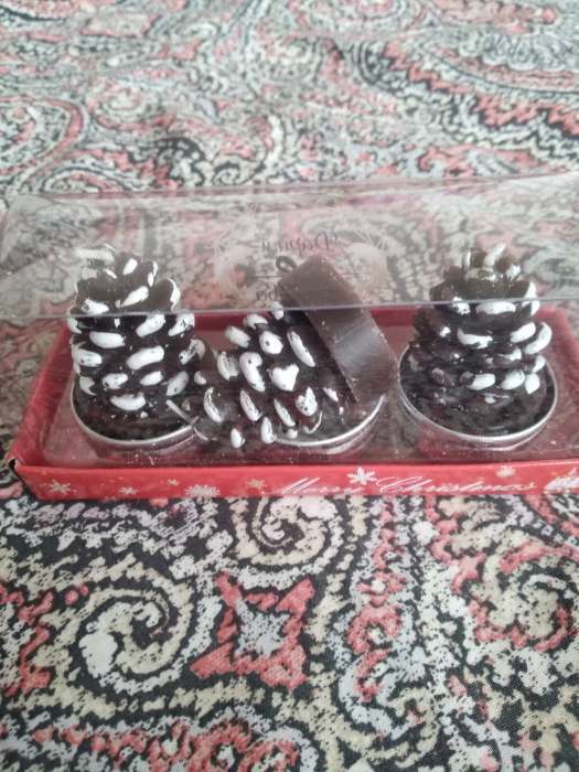 Фотография покупателя товара Набор свечей новогодних «Шишка», 3 шт., 4×6 см - Фото 9