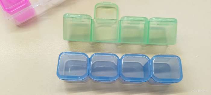 Фотография покупателя товара Органайзер для хранения мелочей QF, 28 ячеек, 17.5×10.5×2.5 см, разноцветный - Фото 5