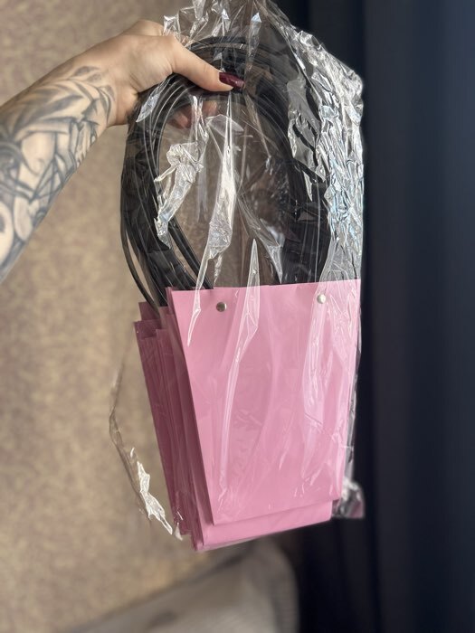 Фотография покупателя товара Сумка для цветов «Лиловая», влагостойкая, 17×17 - 11.5×11.5 - 20 см - Фото 1