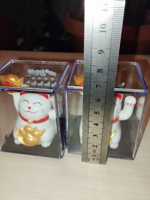 Фотография покупателя товара Маятник настольный антистресс «Белый Манэки-нэко со слитками Ямб», пластик, 5×5×6 см - Фото 1