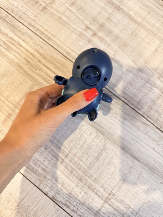 Фотография покупателя товара Игрушка заводная «Черепашка», водоплавающая, цвета МИКС - Фото 1