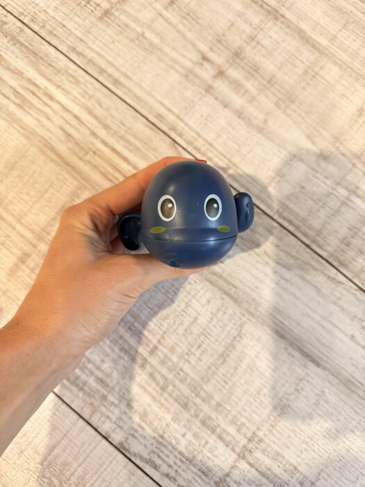 Фотография покупателя товара Игрушка заводная «Черепашка», водоплавающая, цвета МИКС - Фото 2