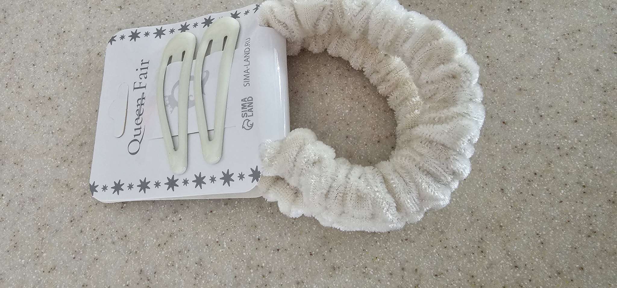 Фотография покупателя товара Набор для волос «Глория нежность», 2 резинки 5.5 см, 2 заколки 5 см, молочный - Фото 1