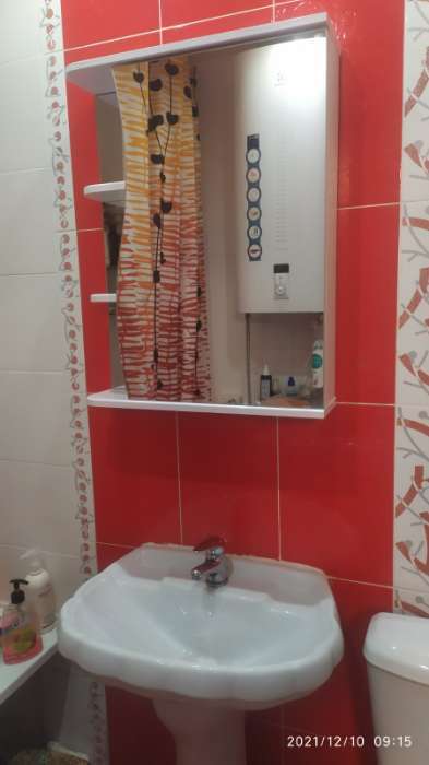 Фотография покупателя товара Зеркало-шкаф для ванной комнаты "Тура 5501", с тремя полками, 55 х 15,4 х 70 см - Фото 16