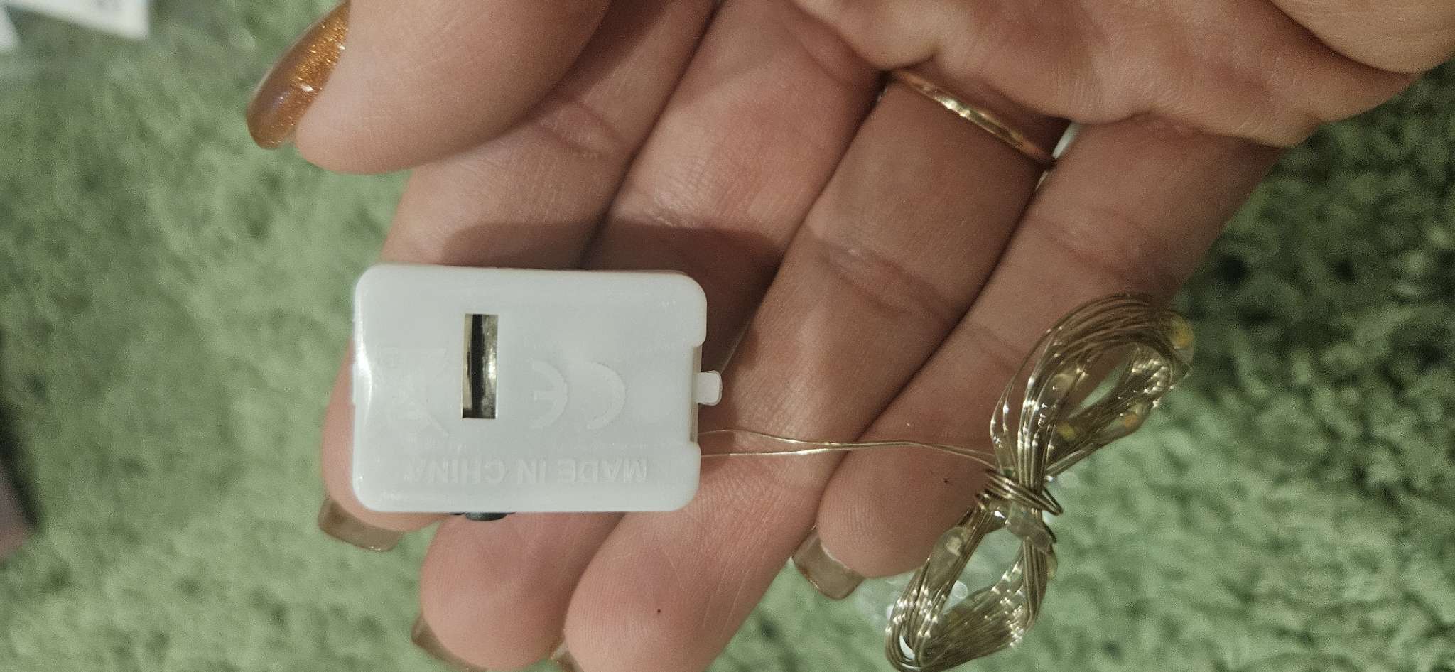 Фотография покупателя товара Гирлянда «Нить» 1 м роса, IP20, серебристая нить, 10 LED, 3 режима, батарейки AG13×3 (в комплекте), свечение мульти - Фото 75