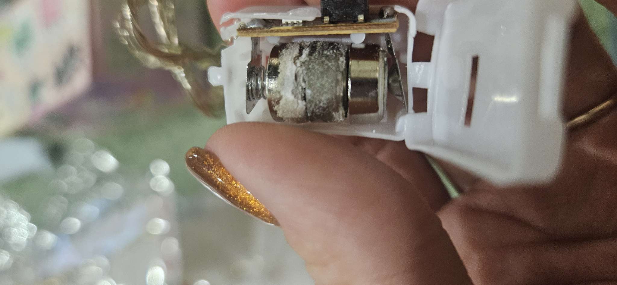 Фотография покупателя товара Гирлянда «Нить» 1 м роса, IP20, серебристая нить, 10 LED, 3 режима, батарейки AG13×3 (в комплекте), свечение мульти - Фото 76