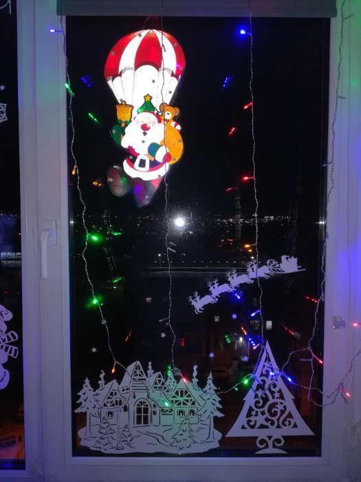 Фотография покупателя товара Светодиодная фигура «Дед Мороз на парашюте» 19 × 42 см, пластик, 220 В, свечение мульти (RG/RB) - Фото 1
