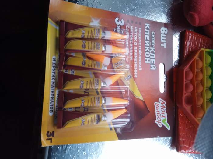 Фотография покупателя товара УЦЕНКА Супер-клей Секундный, мини карта, 1 г, набор 6 штук - Фото 1