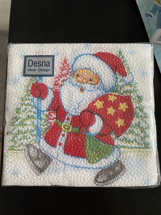 Фотография покупателя товара Салфетки новогодние бумажные Desna Design «Дед Мороз и Снегурочка», 1 слой, 24×24 см, 40 шт. - Фото 1