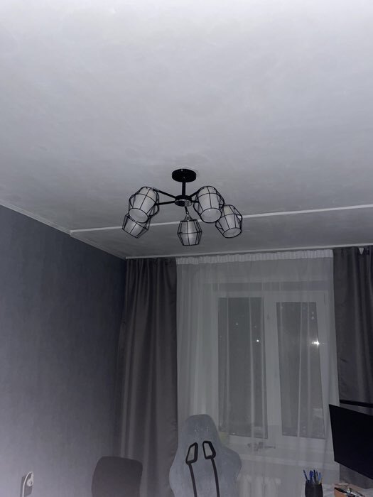 Фотография покупателя товара Люстра ГАЛЛОП «8357», 5хЕ27 60 Вт, чёрный - Фото 1