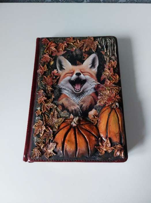 Фотография покупателя товара Ежедневник НЕдатированный А5, 136 листов в линейку, кожзам «Небраска», серебряный срез, синий - Фото 1