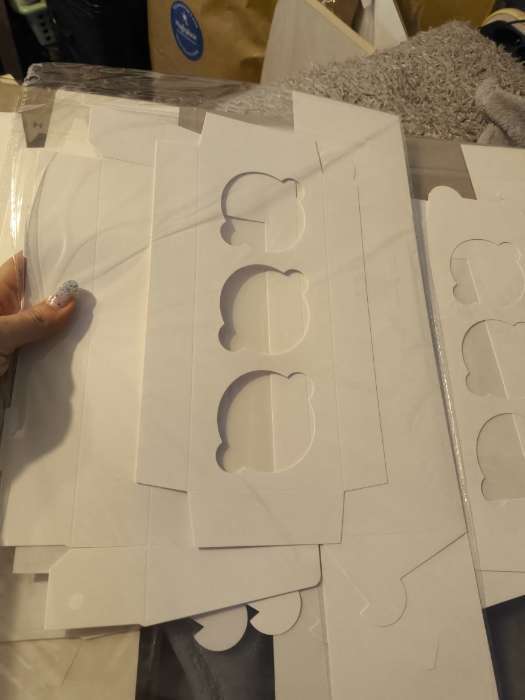 Фотография покупателя товара Упаковка на 3 капкейка с окном, целлюлоза, 25×10×10 см - Фото 2