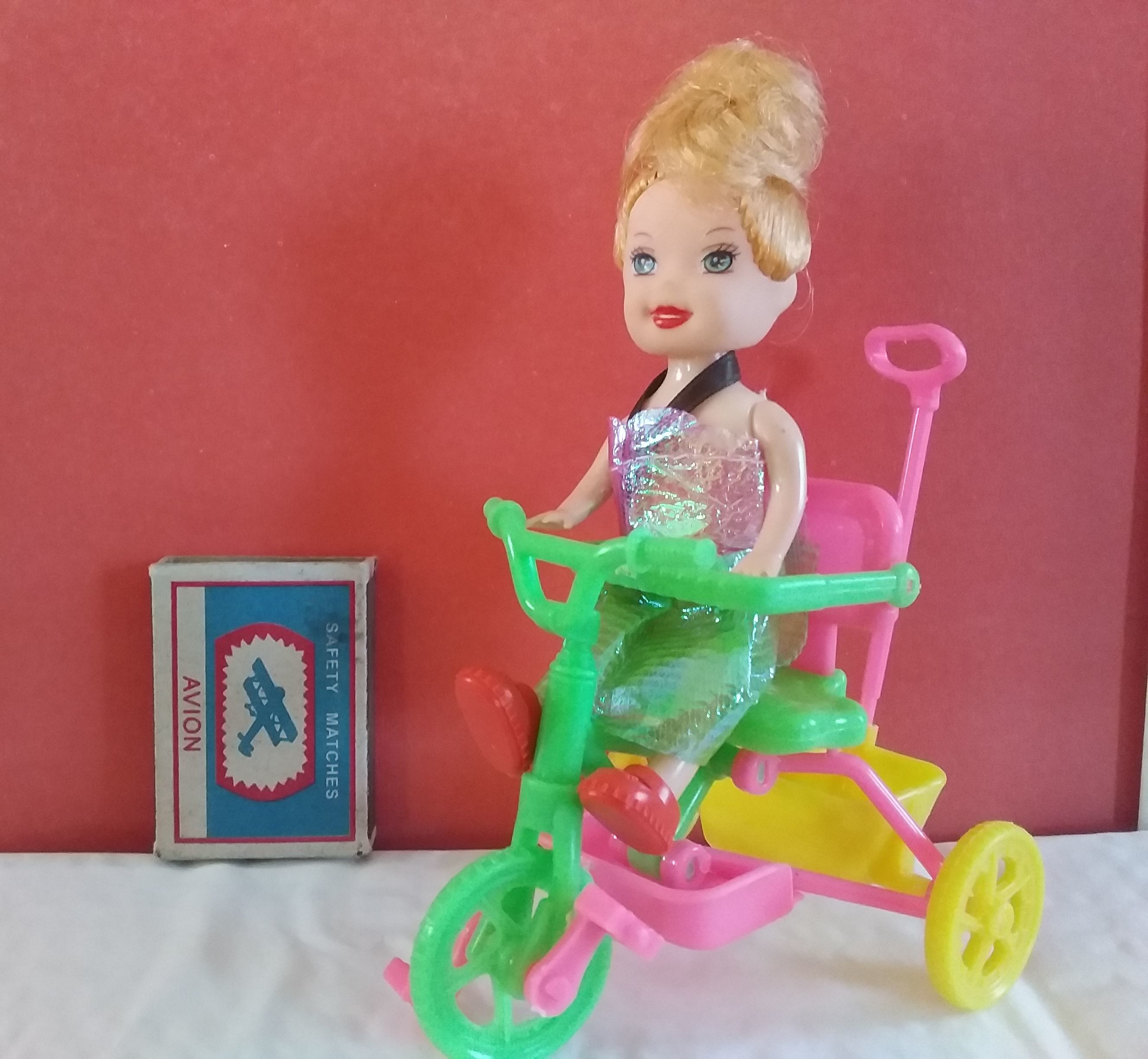 Фотография покупателя товара Кукла малышка «Валентина» на велосипеде, МИКС - Фото 2