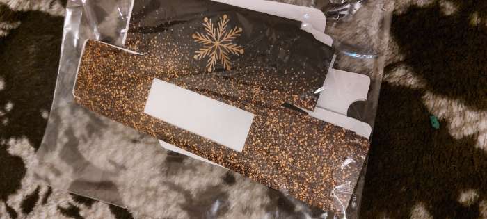 Фотография покупателя товара Коробочка для макарун «Golden», 12×5.5×5.5 см - Фото 2