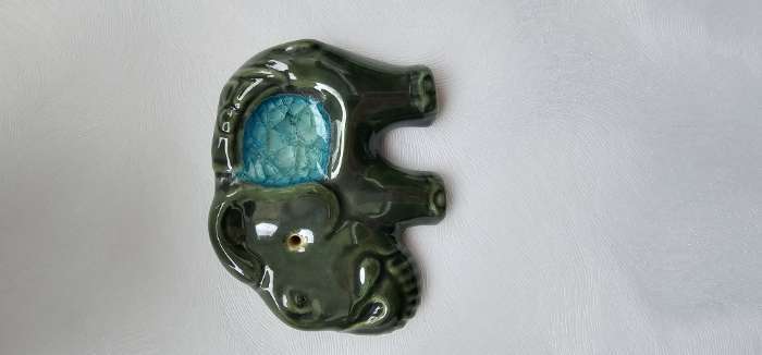 Фотография покупателя товара Подставка под благовония «Слон», 8×6.5×1 см, керамика, зелёный - Фото 1