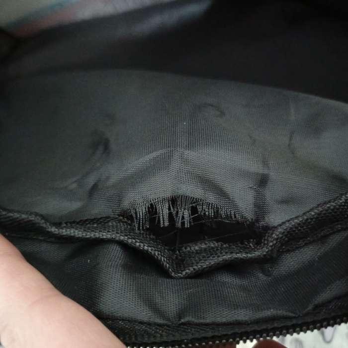 Фотография покупателя товара Рюкзак школьный на молнии, с карманами, размер 32×14.5×47.5 см, чёрный/белый - Фото 1