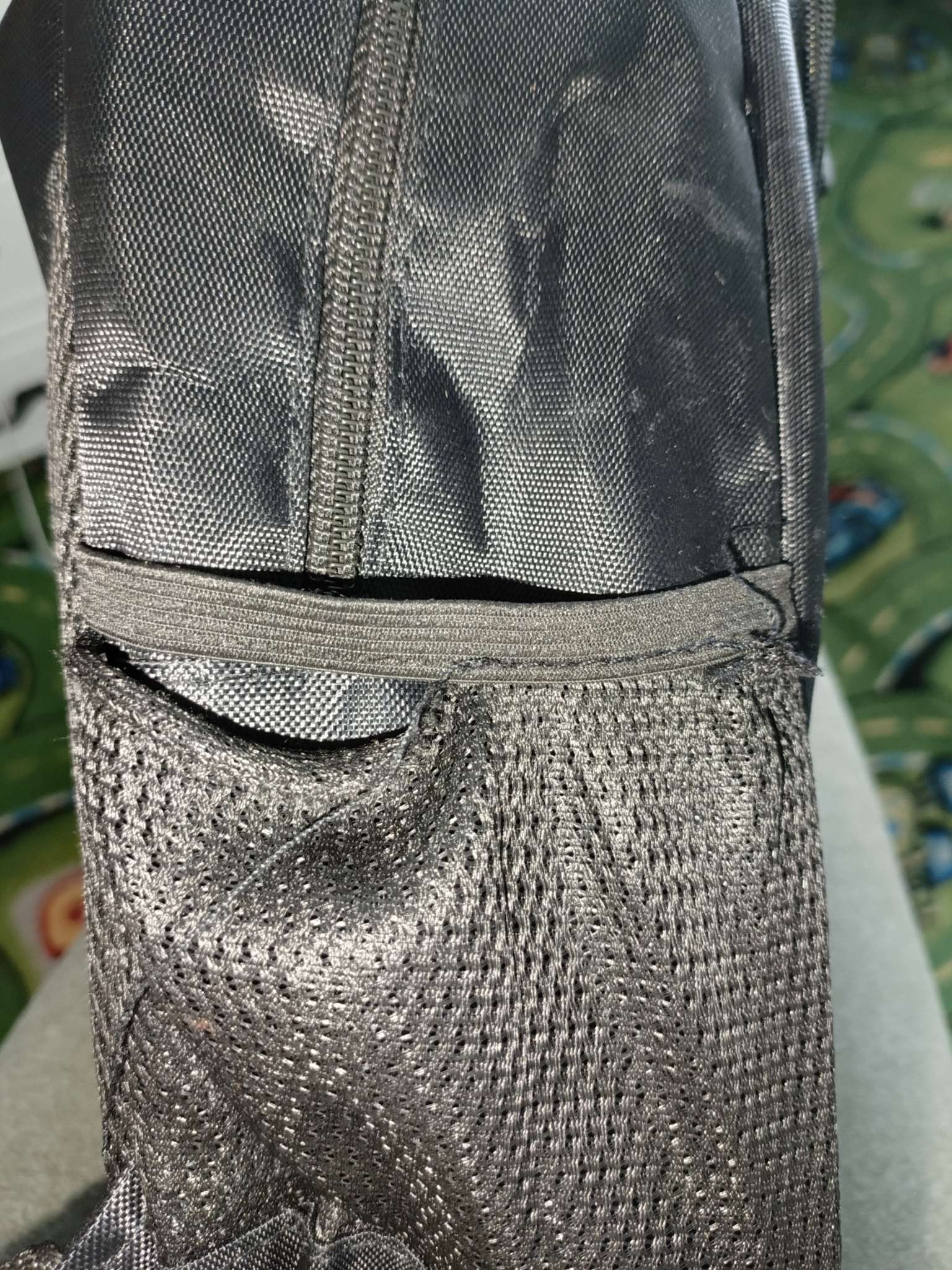 Фотография покупателя товара Рюкзак школьный на молнии, с карманами, размер 32×14.5×47.5 см, чёрный/белый - Фото 3