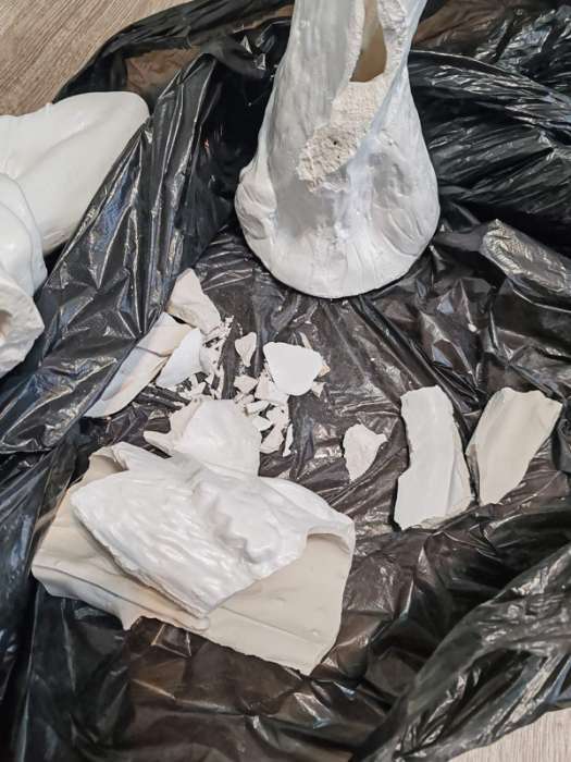 Фотография покупателя товара Фигура с кашпо «Гречанка», 40×30×88 см, 900 мл, гипс, белая - Фото 12