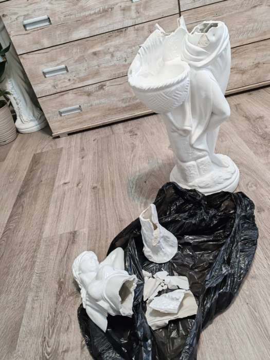 Фотография покупателя товара Фигура с кашпо «Гречанка», 40×30×88 см, 900 мл, гипс, белая - Фото 13