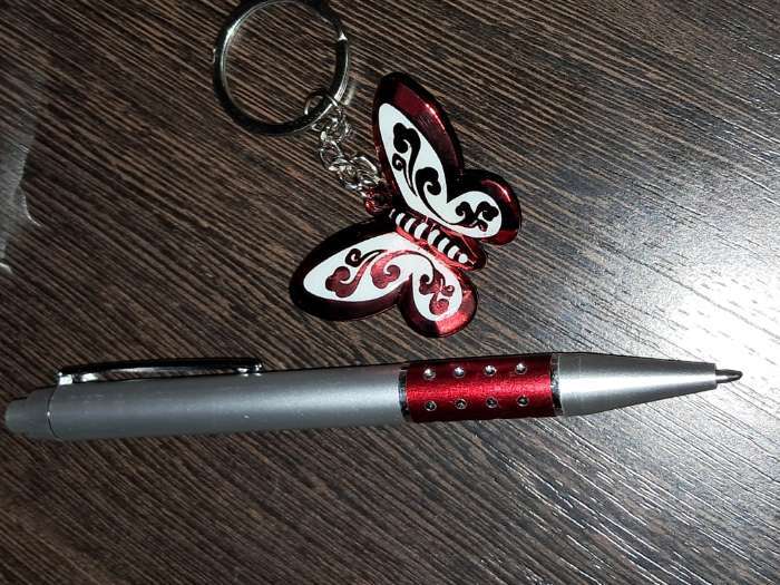 Фотография покупателя товара Набор подарочный, 2 предмета: ручка, брелок-бабочка, МИКС - Фото 1