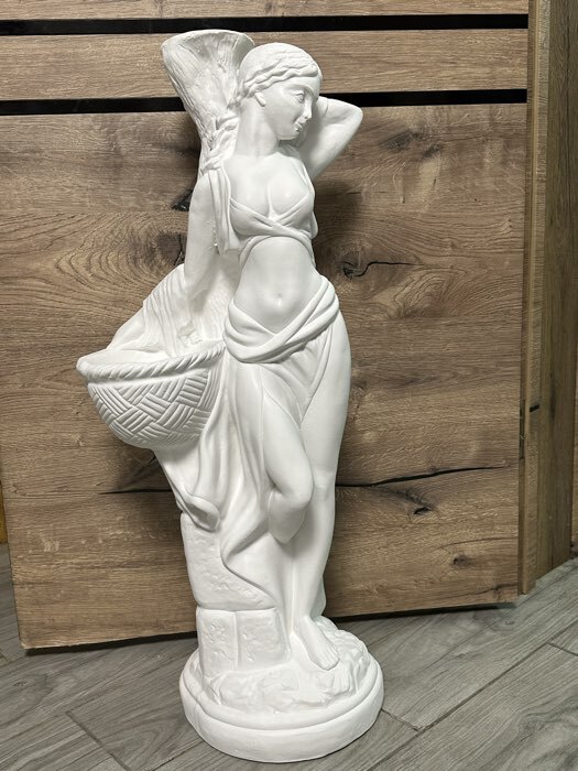 Фотография покупателя товара Фигура с кашпо «Гречанка», 40×30×88 см, 900 мл, гипс, белая - Фото 2