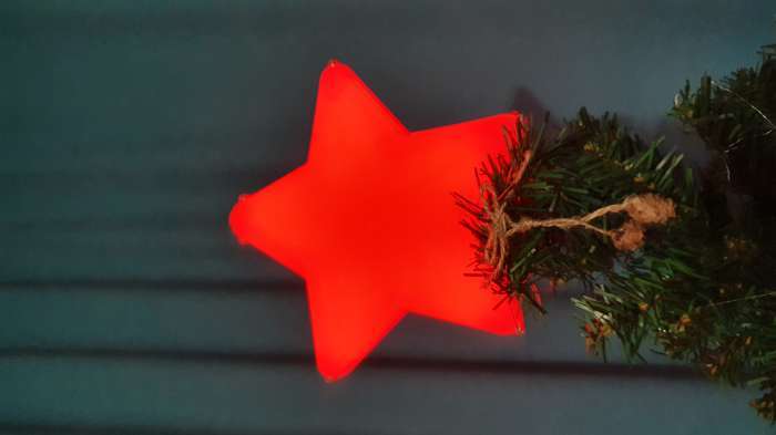 Фотография покупателя товара Фигура "Звезда красная ёлочная", 20Х20 см, пластик, 3 метра провод, КРАСНЫЙ - Фото 2