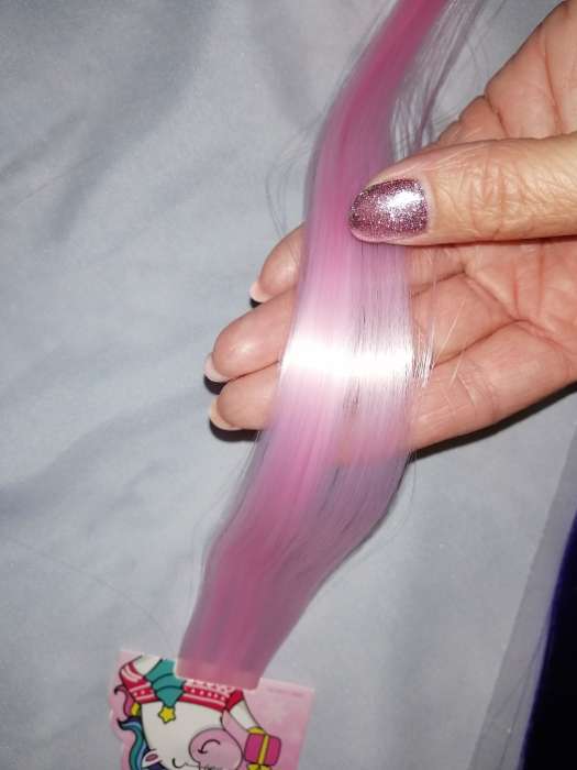 Фотография покупателя товара Цветная прядь для волос на заколке «Улыбайся красотка», длина 50 см.