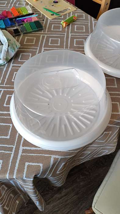 Фотография покупателя товара Тортовница с крышкой Доляна, d=31 см, белая - Фото 1