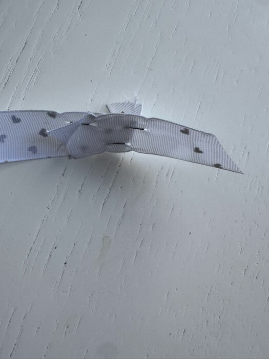 Фотография покупателя товара Лента репсовая с тиснением «Сердечки», 25 мм, 23±1 м, белая №001 - Фото 9