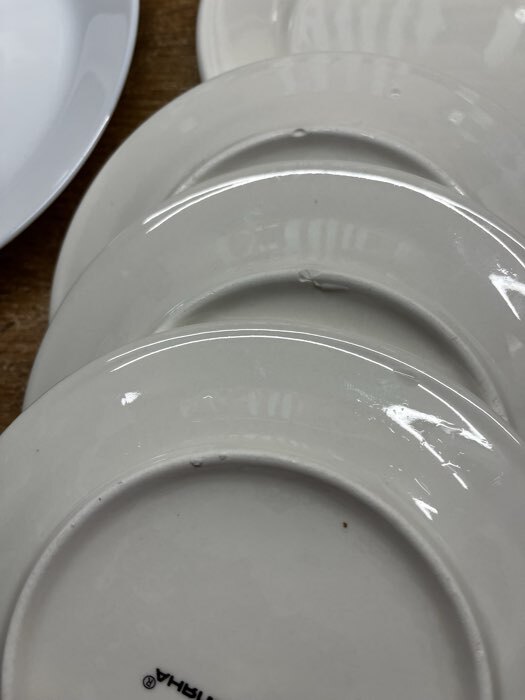 Фотография покупателя товара Тарелка пирожковая с утолщённым краем Доляна White Label, d=15 см, фарфор, белая - Фото 5